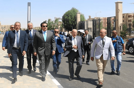 The Minister of Higher Education and Scientific Research visits the Faculty of Medicine at Al-Nahda University