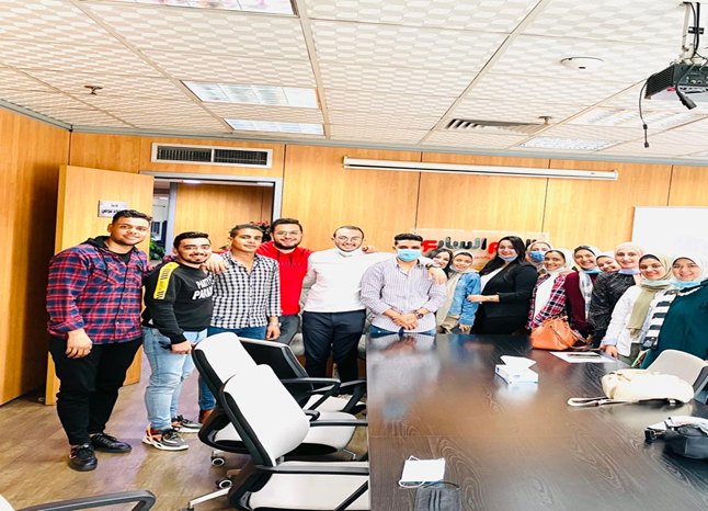 Students of the Faculty of Mass Communication, Al-Nahda University, visit (Youm7) newspaper