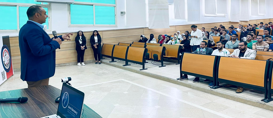 نظمت كلية علوم الحاسب يوم للتوعية بالامن السيبراني بعنوان”Cyber Security – Awareness Day” يحاضر به مجموعة من المتخخصصين بمجال الامن السيبرانى ويشمل العديد من ورش العمل المتخصصة