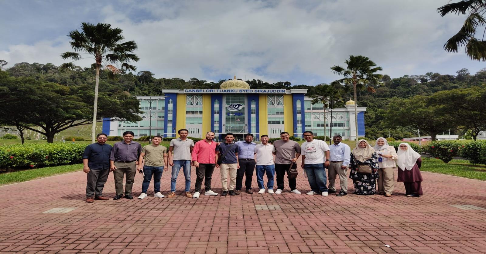 طلاب هندسة النهضة في ماليزيا