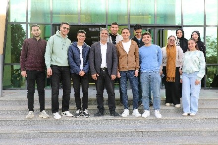 زراعة الأسنان
