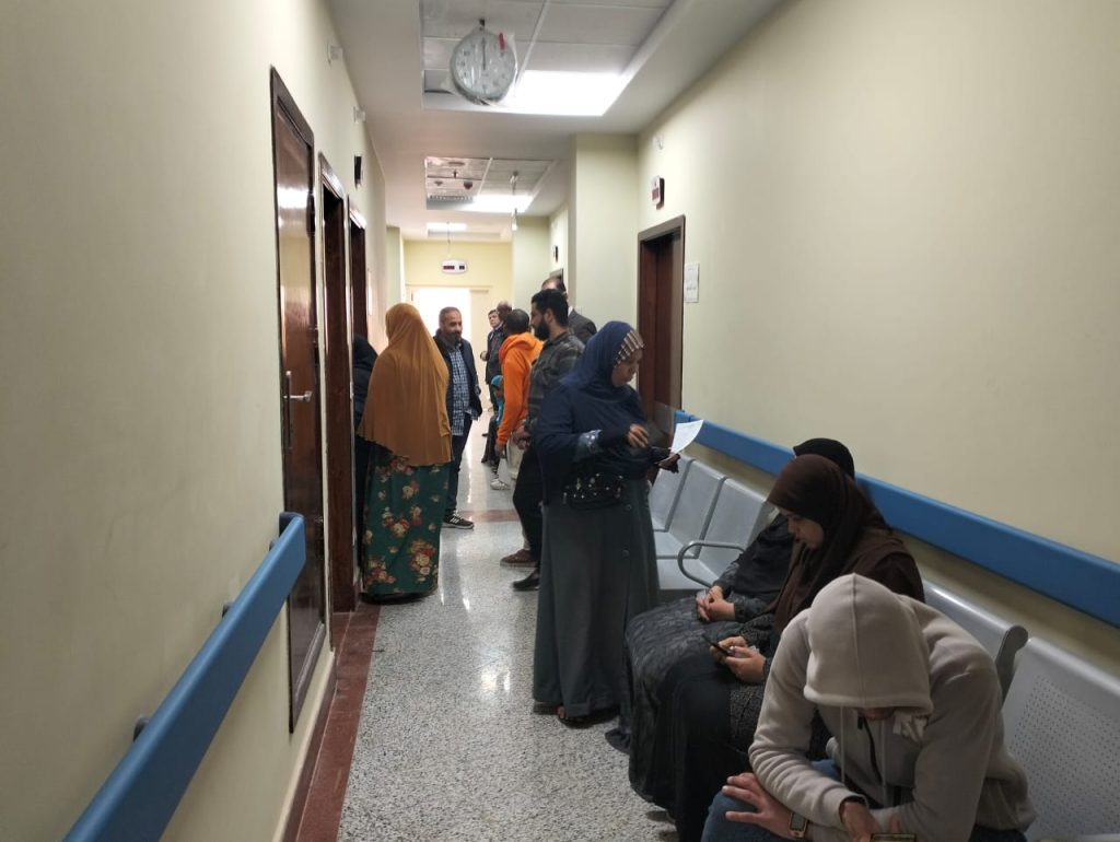 مجمع تعليم الطبي ينظم قوافل طبية مجانية لخدمة قرى ومراكز بني سويف 